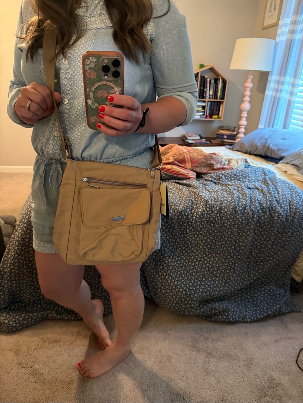 Light Brown Crossbody Shoulder Bag - Travel-Friendly Everyday Tote